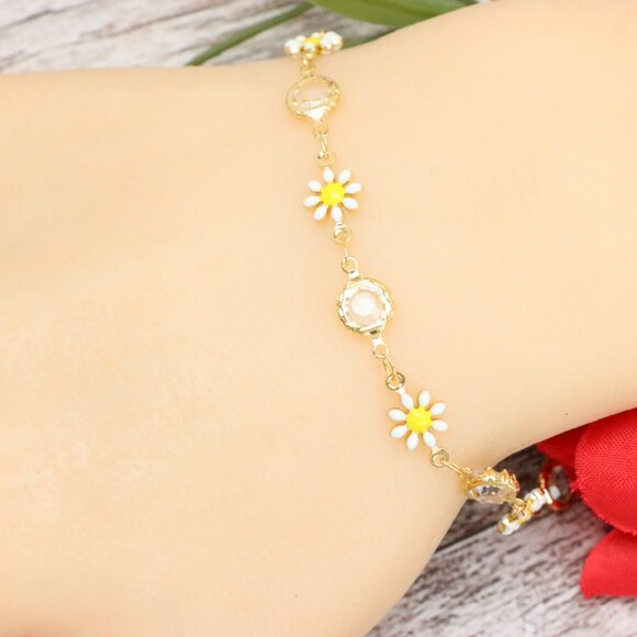"Trendy Bracelet for Girls & Women – Cute, Adjustable & Gift-Ready | MLCRC1185 - Picture 1 of 10
